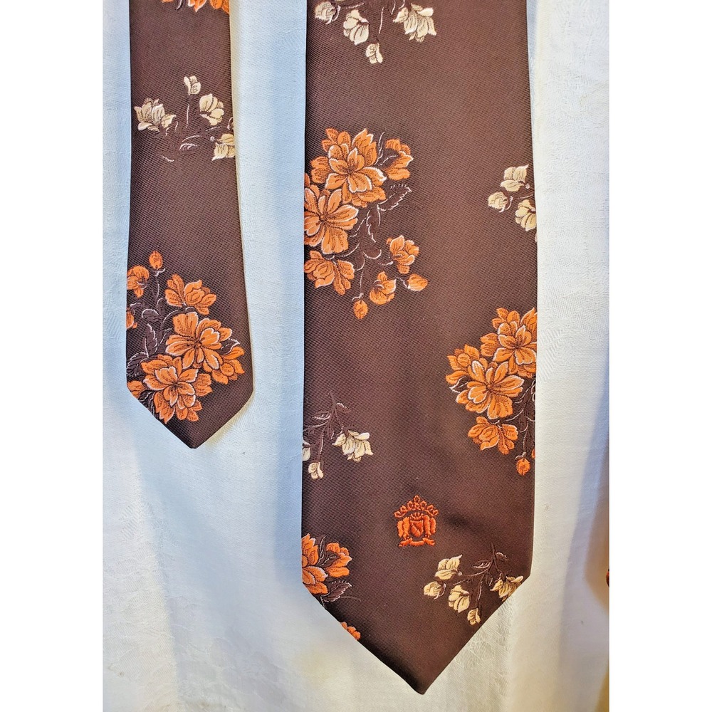 Vtg 60s 70s Tie Floral Rockabilly Design‎ in Relief Necktie Disco Wide 4" Brown